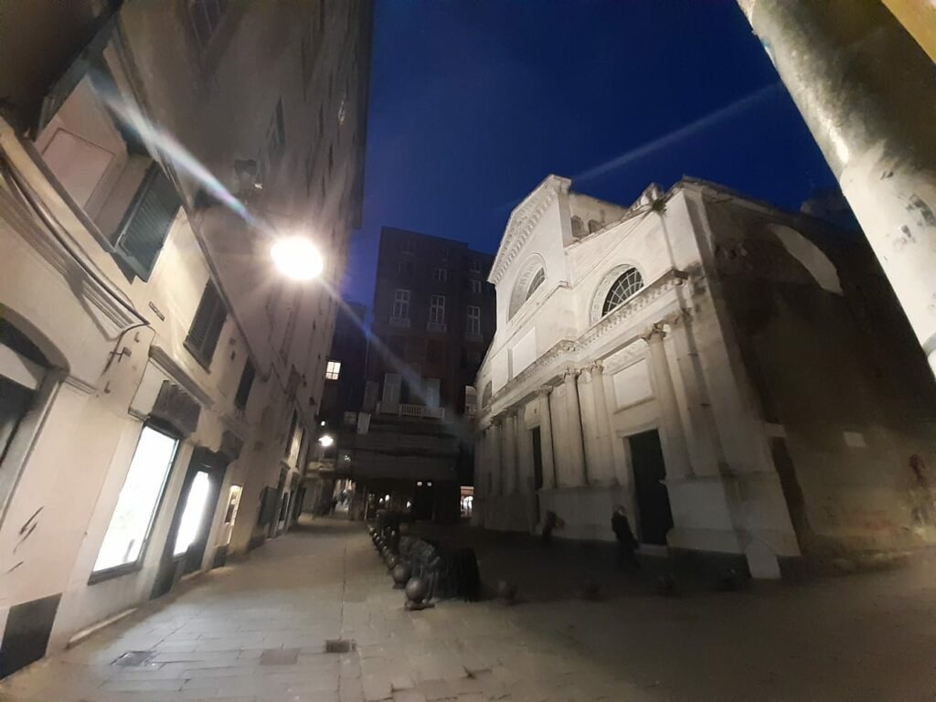 Anche in Piazza delle Vigne è stata installata una nuova illuminazione